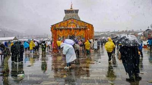 chardham yatra by helicopter in monsoon season
