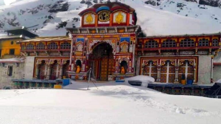 cahrdham by helicopter in winters
